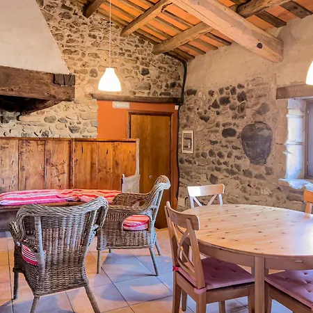 Holiday home Aiguabella - Allotjaments Rurals Sant Feliu De Pallerols